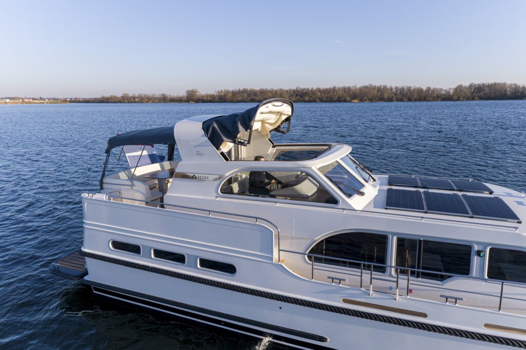 linssen grand sturdy 550 ac variotop 20230302 005 scaled