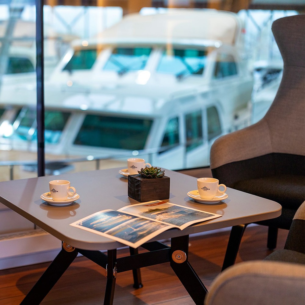 hennings yacht vertrieb persoenliches beratungsgespraech